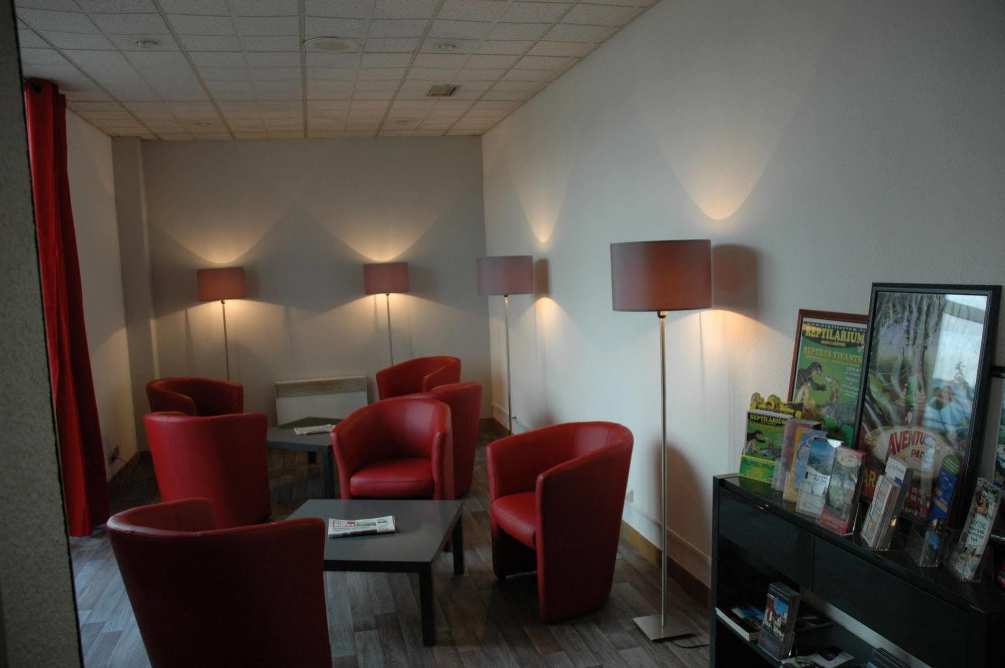 Hotel Eco Relais - Pau Nord Lons Zewnętrze zdjęcie