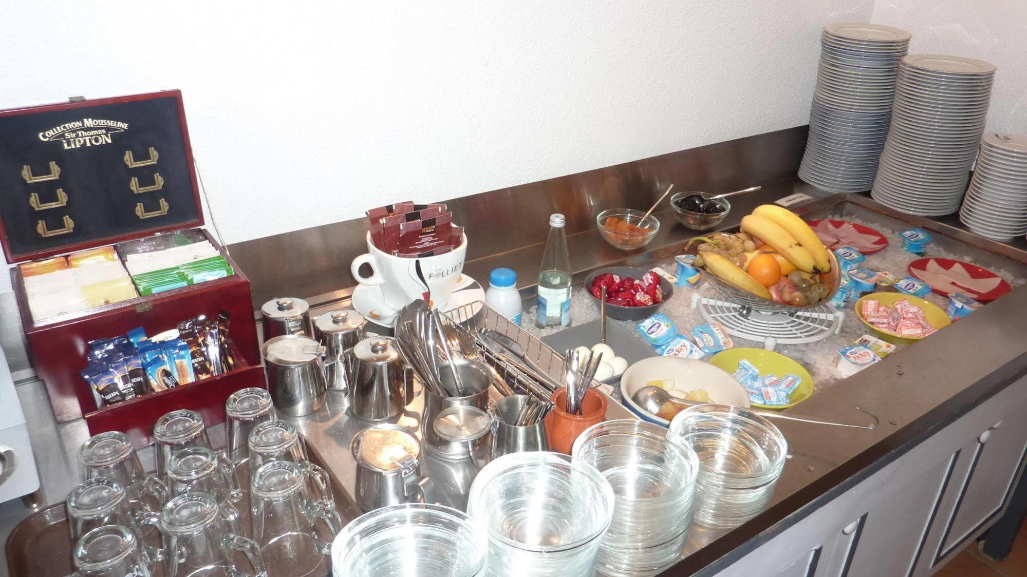 Hotel Eco Relais - Pau Nord Lons Zewnętrze zdjęcie